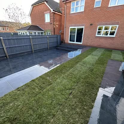Back Garden Landscaping with Dark Porcelain, photo 2 of 5